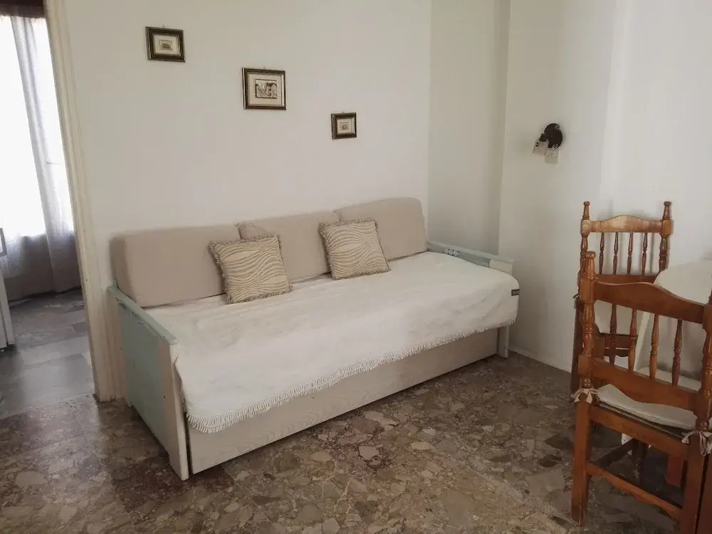 Mihalis Apartments