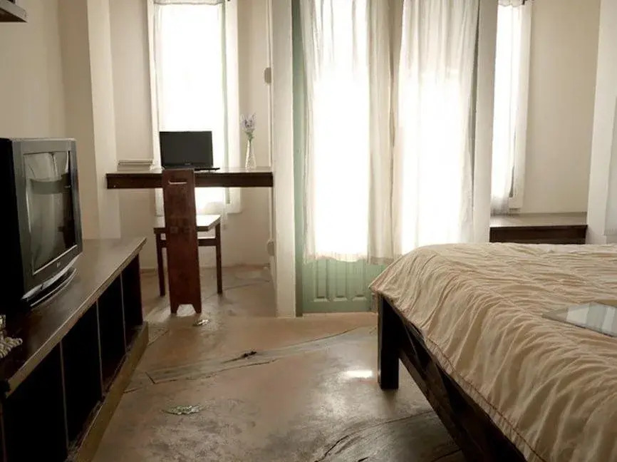 Tuscany Avenue Service Apartment