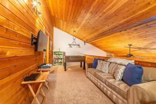 Ski Run Villas Retreat Listing #416