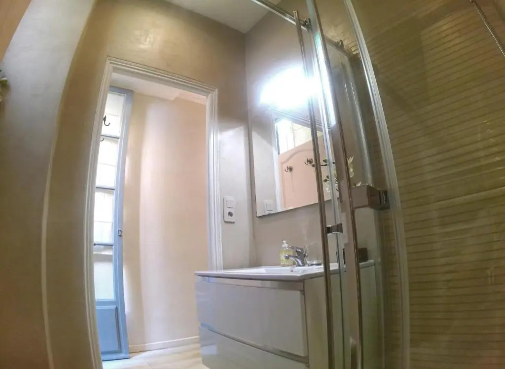 Apartment in the heart of Nice