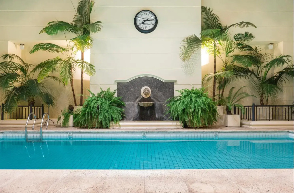 Loi Suites Recoleta Hotel