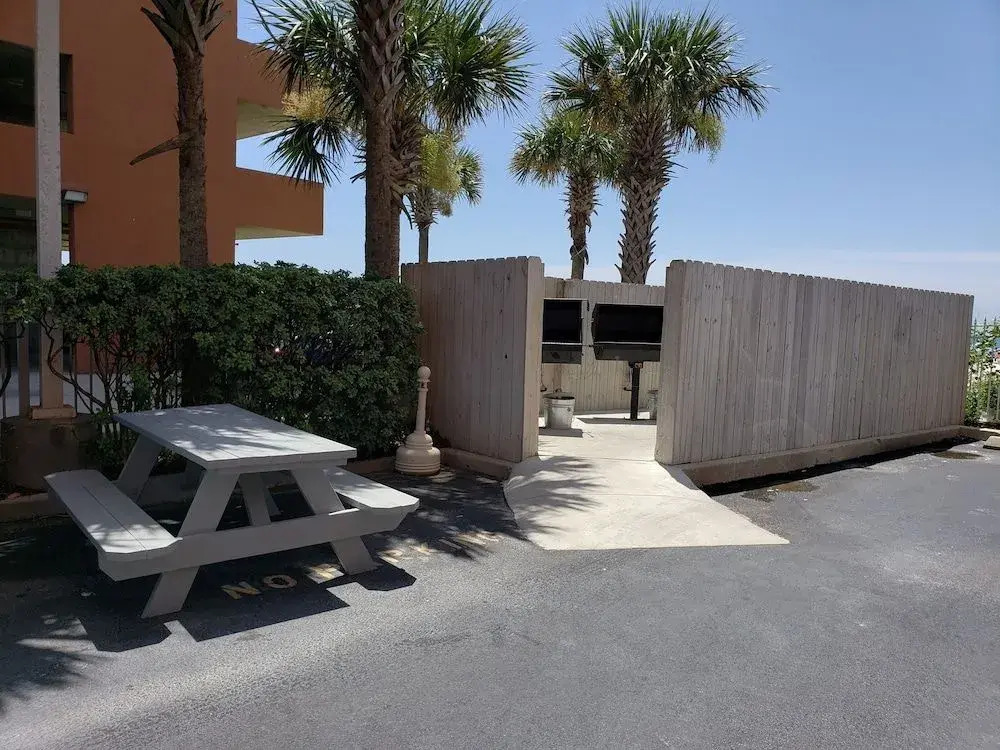 San Carlos 1604 - 3 Br Condo