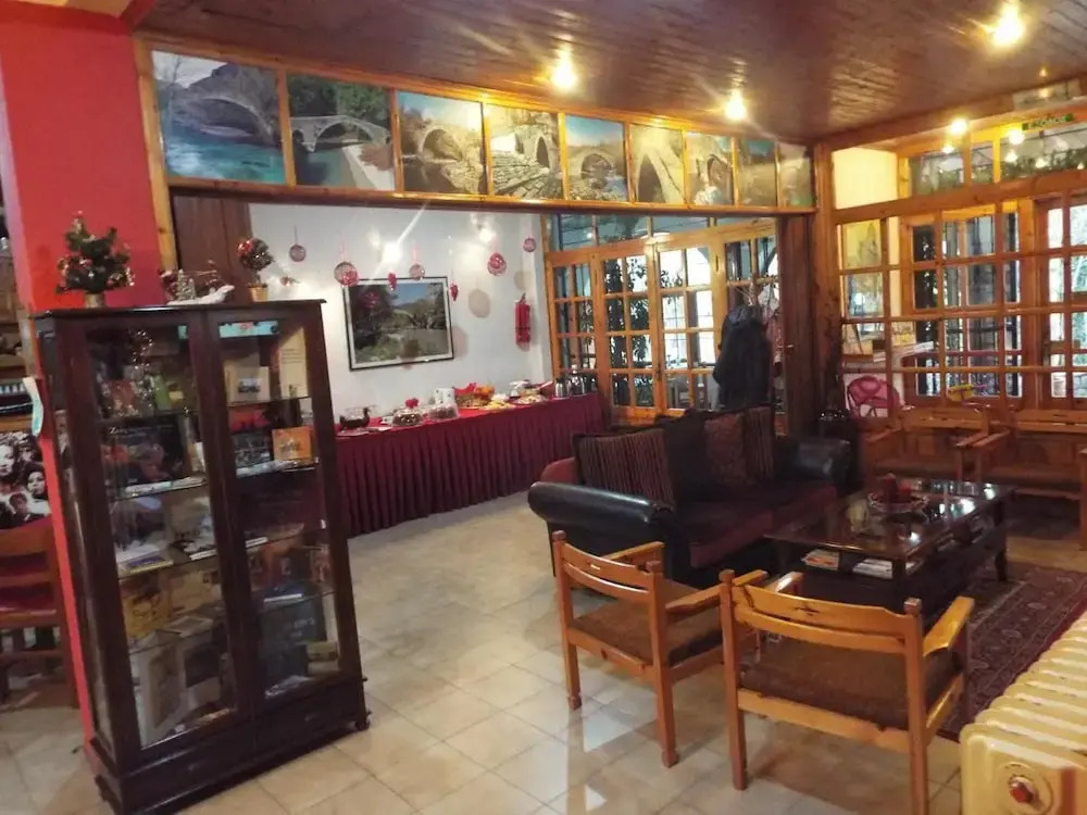Faraggi Hotel