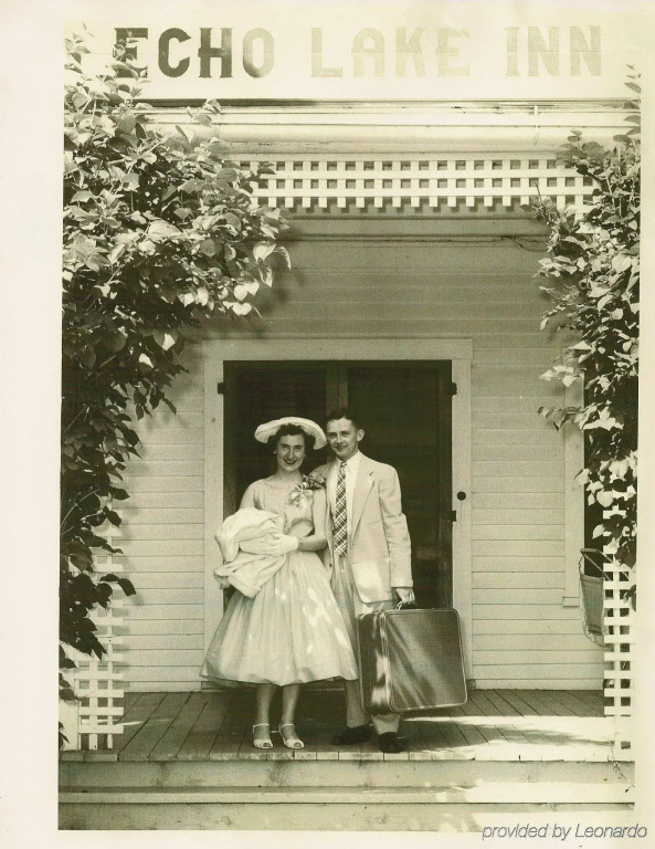 Echo Lake Inn