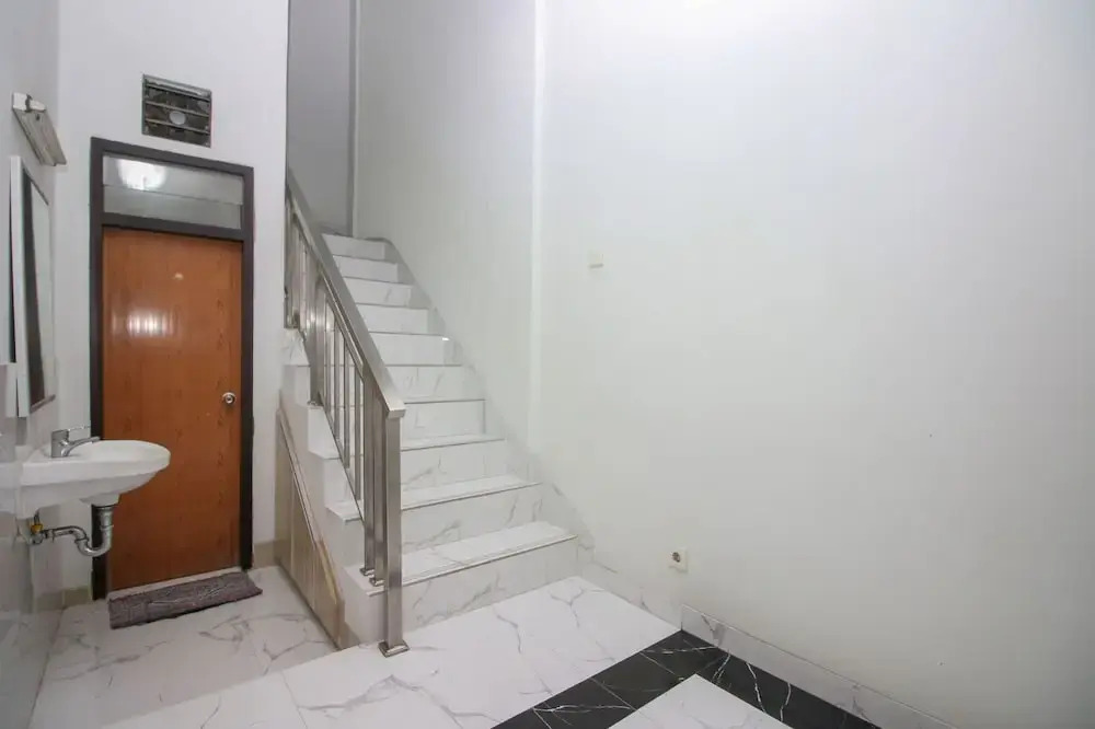 Airy Eco Grogol Susilo Dua C 55 Jakarta