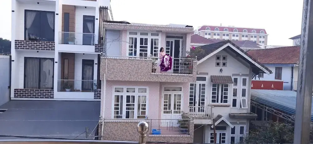 Tara House