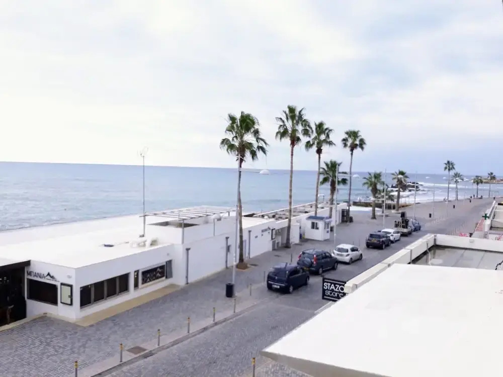 777 Beach Guesthouse