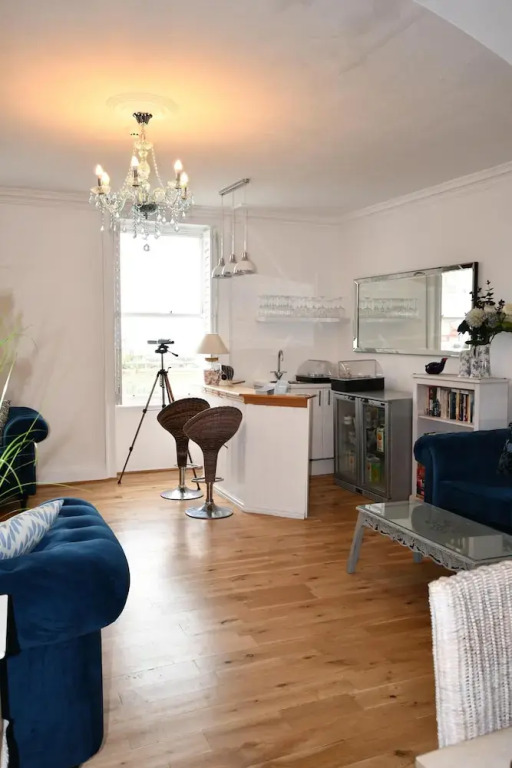 No. 98 Boutique Hotel