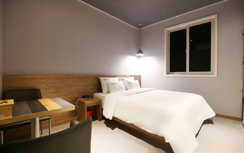 Jecheon Case Hotel