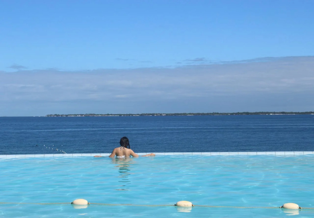 Vista Mar Beach Resort & Country Club