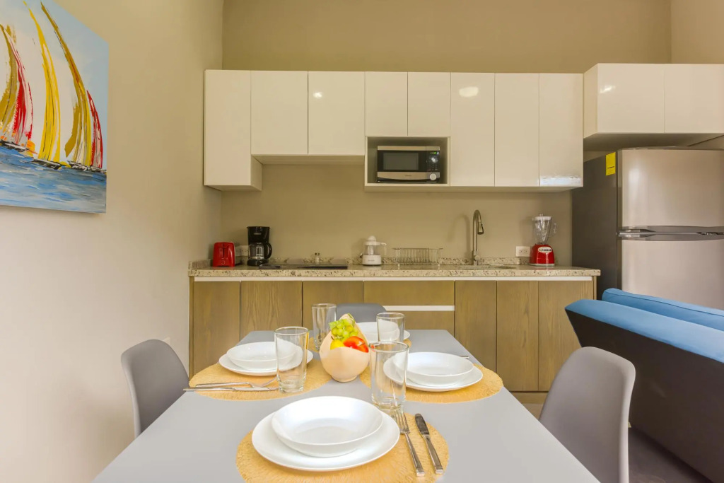 Unique Modern Apartment | Playa del Carmen | Pool, Solarium & Terrace | Close To The Beach