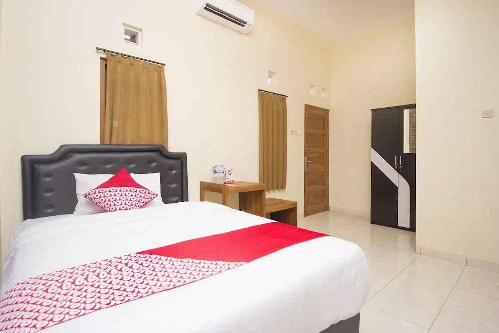 Annisa Syariah Guest House by Oyo Rooms