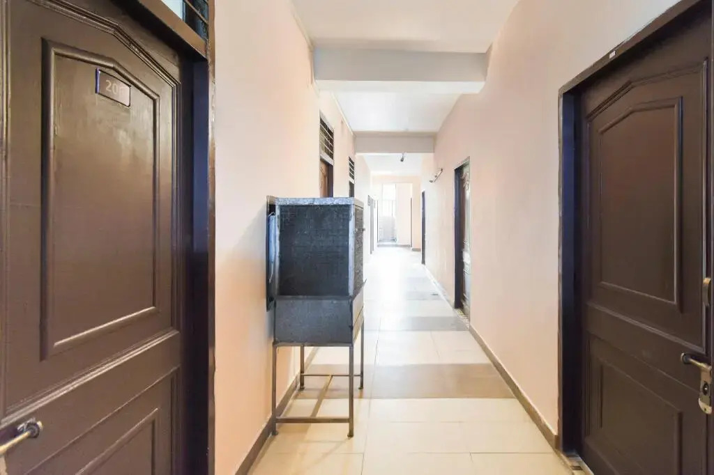 Sky Inn by OYO Rooms