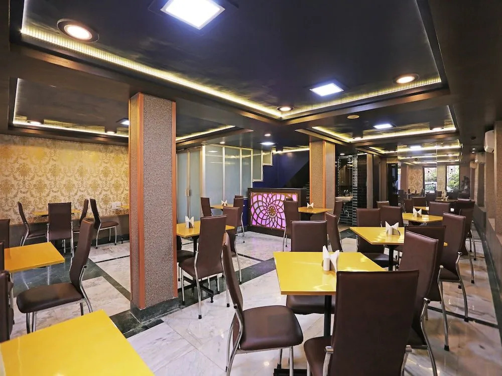 OYO 1126 Hotel Bengal Inn