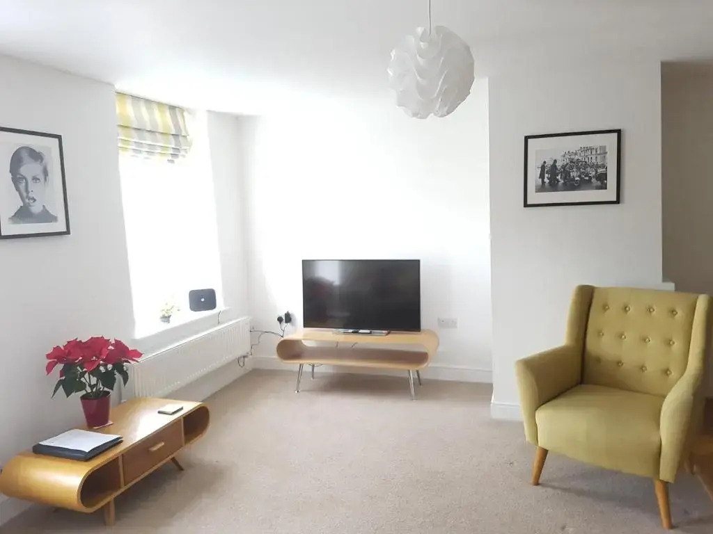 Warwick Market Place Apartment