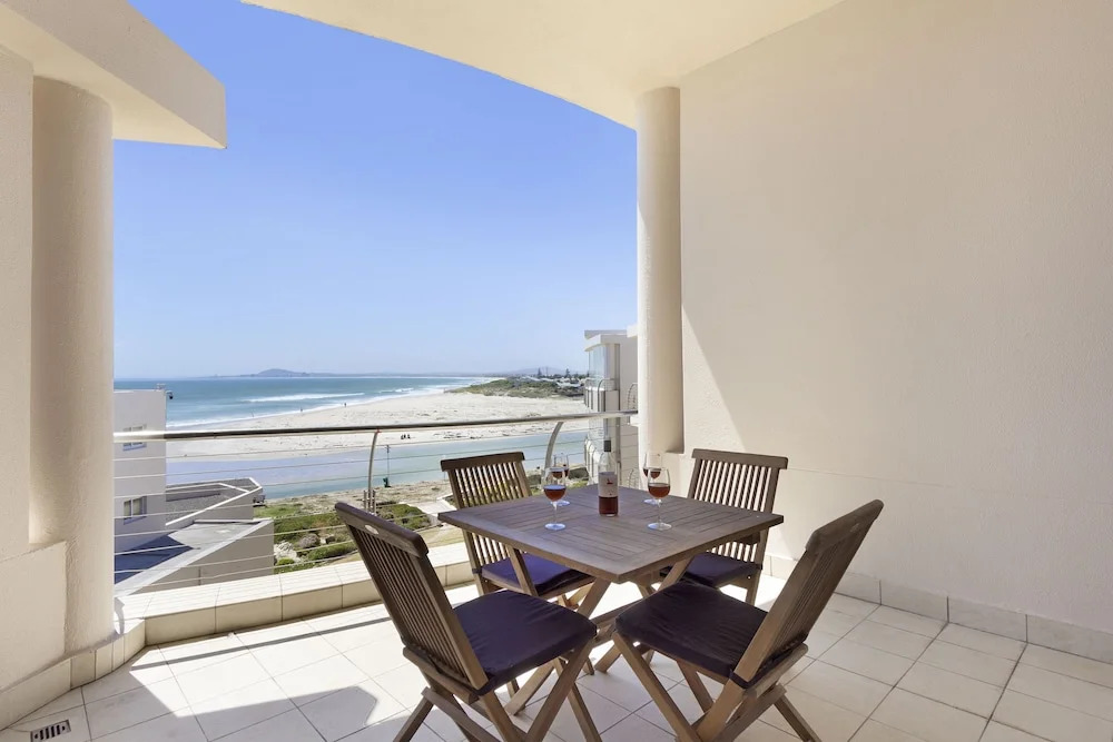Lagoon Beach 302A by HostAgents