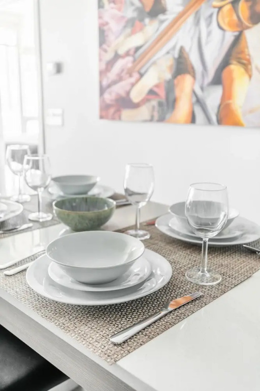 Newly Decorated Trendy Condo Sleeps 4