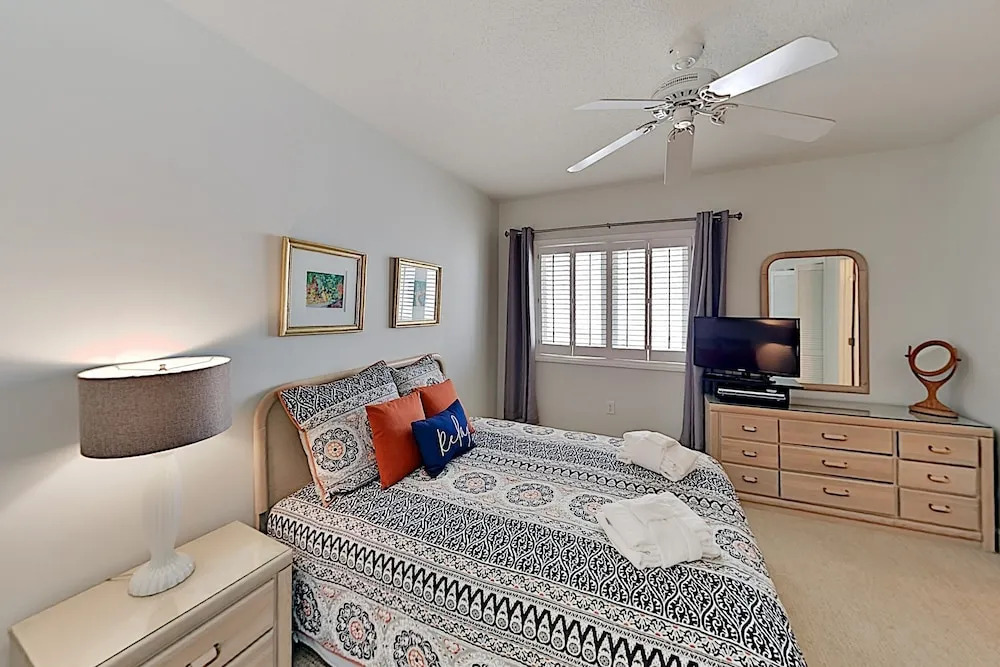 Spacious Fourth-Floor Oceanfront Resort Condo condo