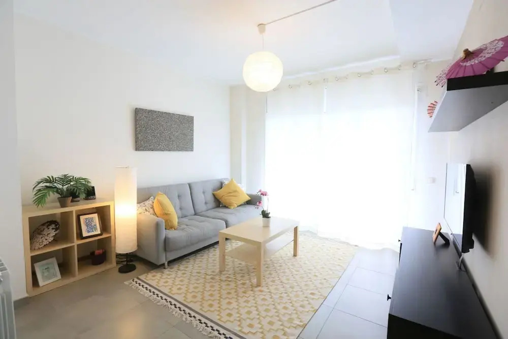 Apartamento Luminoso Para 6 Personas en Salou