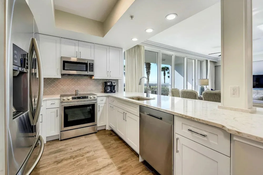 Silver Beach Towers 102w- Southern Heirs