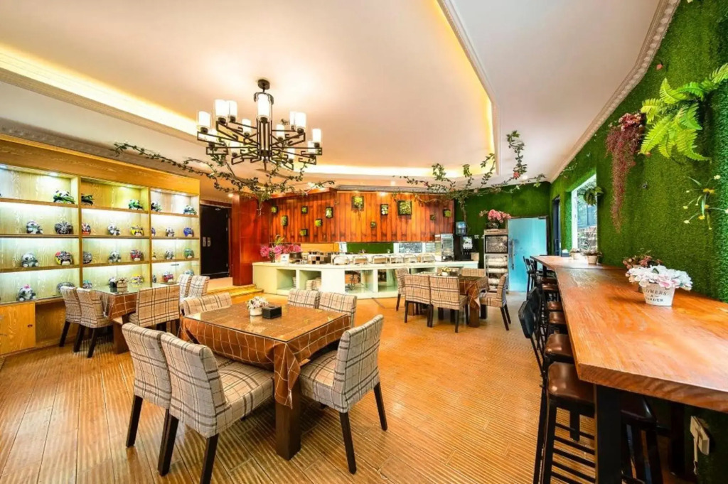 Yijia City Hotel (Chengdu Wuhou Temple, Jinli)