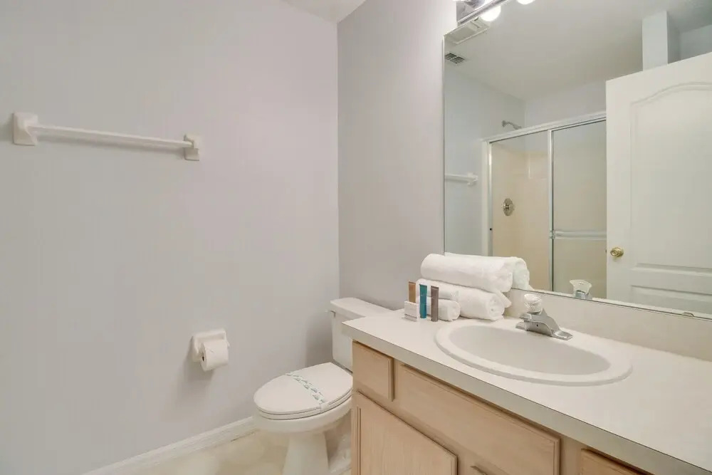 20 Mi to Disney: Condo w/ Pool Access in Clermont!