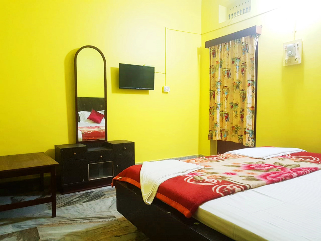 Goroomgo Jully Lodge Puri