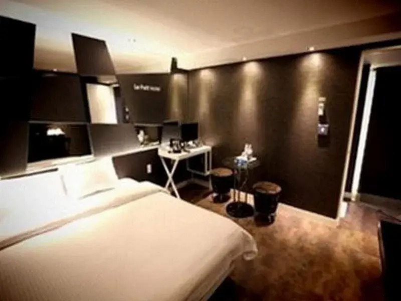 Sea You Hotel