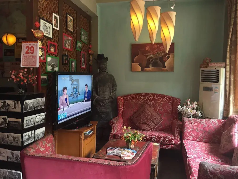 Shuyuan Party Hostel