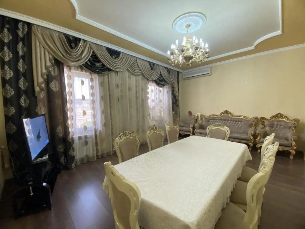 Large 5 bedroom VIP Villa 2