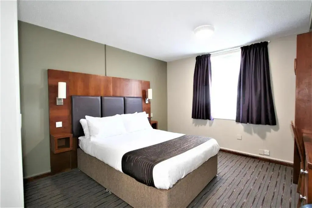 Oakwood House Hotel
