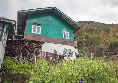 OurGuest Lachung Homestay