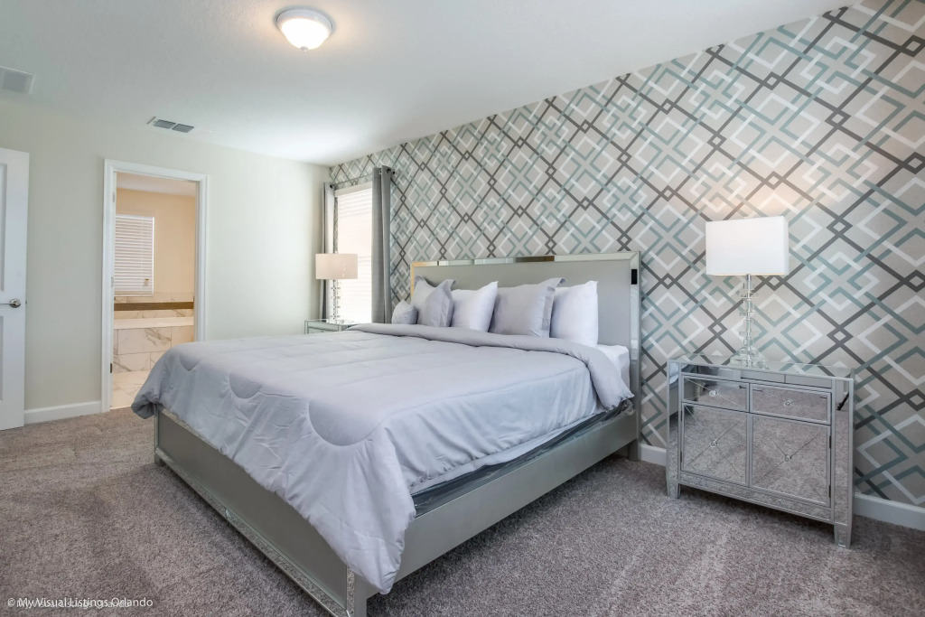 1512MAID  Ultimate 5 Bedroom 5 Bathroom, Davenport , US