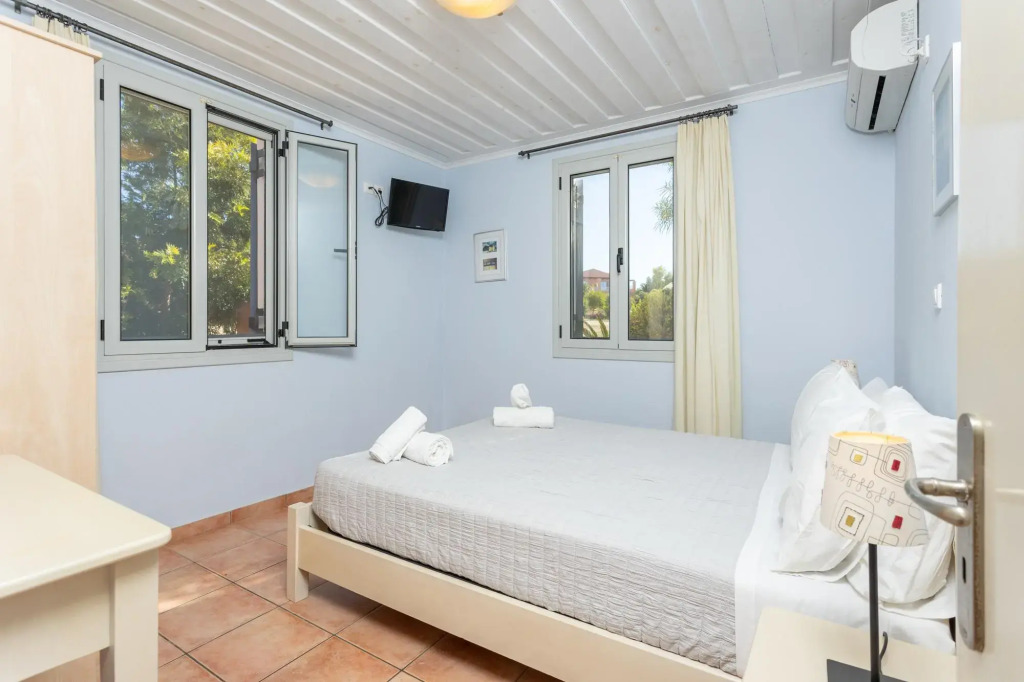 Maria Beach House Large Private Pool Walk to Beach Sea Views A C Wifi - 2176