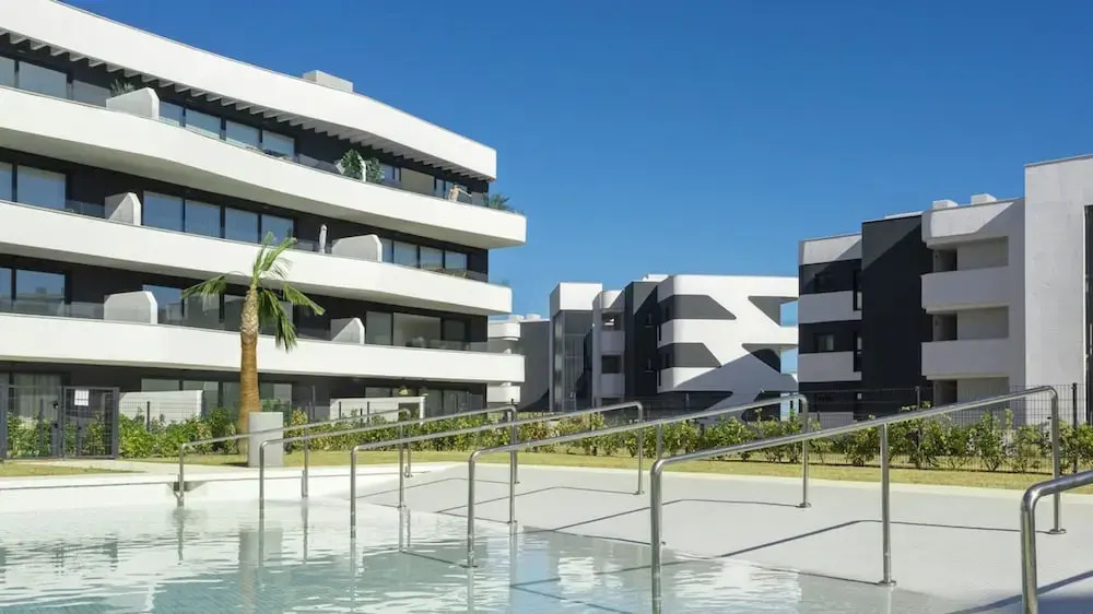 Luxury Apartment With Terrace in Higueron