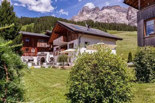 Villa Flora Mountain Lodges
