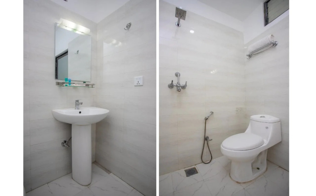 OYO 136 Hotel Om Plaza