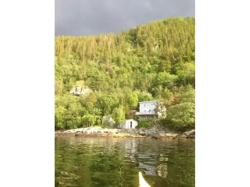 Private House & Bungalow by the sea