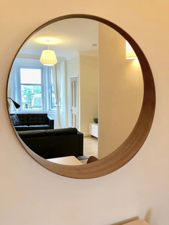 Bright And Modern 1 Bedroom Minimal Pad