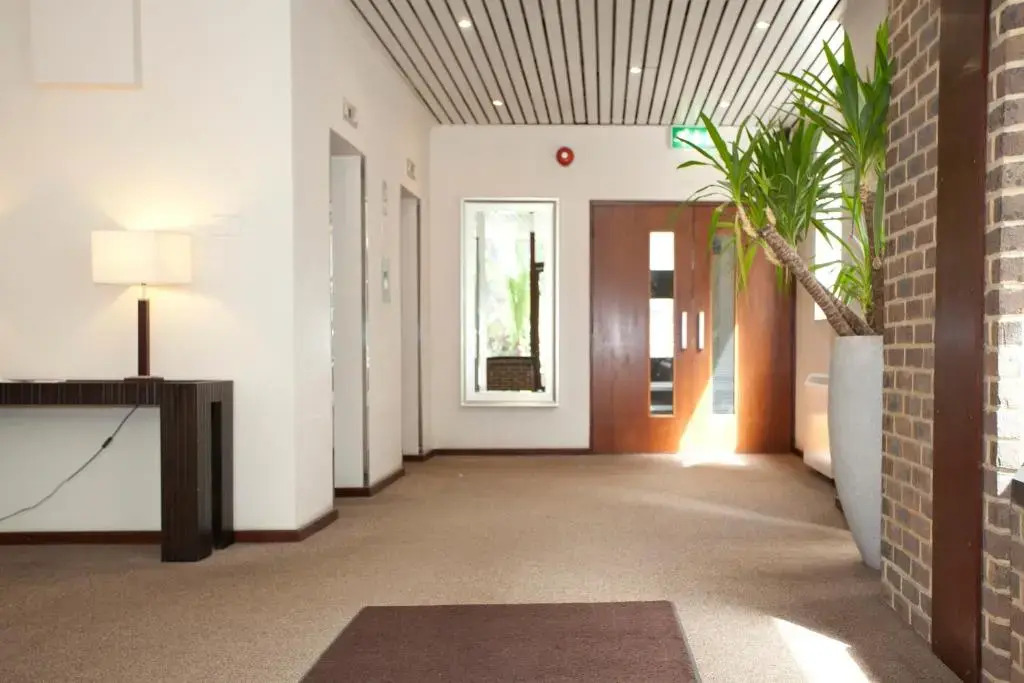 Tower Bridge Apartment