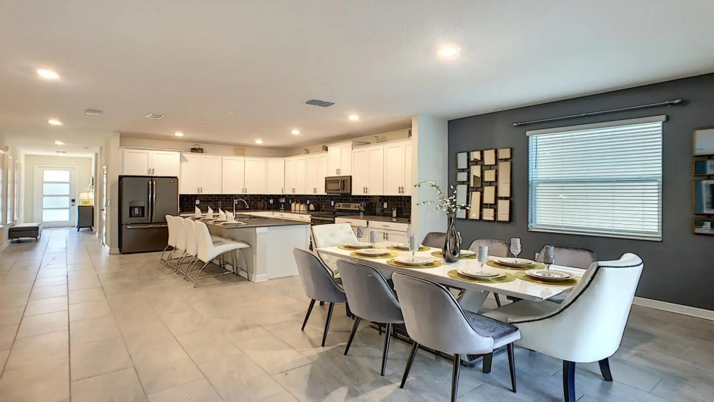 6BR Family Villa w Private Pool SPA Near Disney