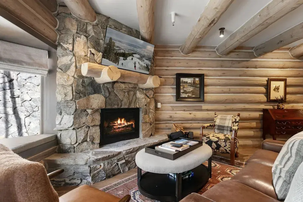 Pine Inn 9 - Two Bedroom with Spa Trail's End Lodge 2 Condo