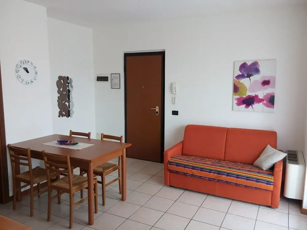 Snug Holiday Home in Lazise With Heating, Near Lake Garda