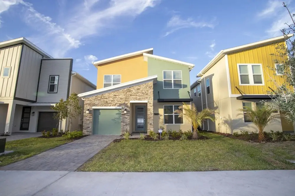 Gorgeous 5Bd Close to Disney @ Storey Lake 2734