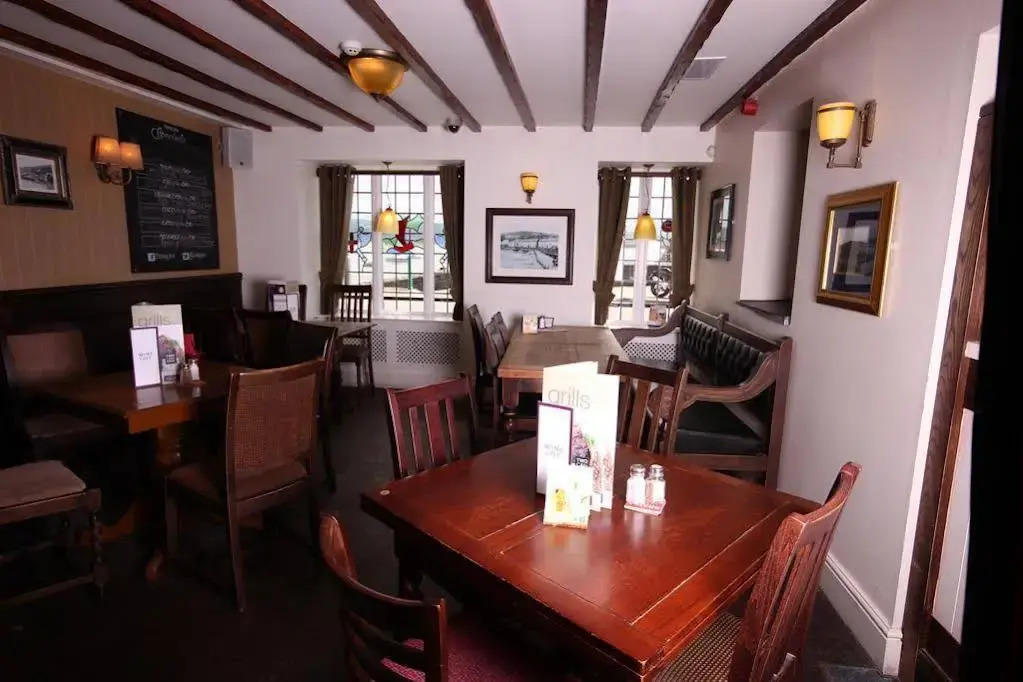 Dovey Inn