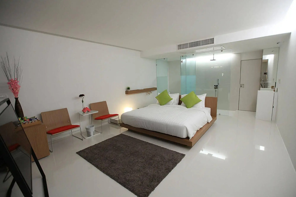 Q Residences