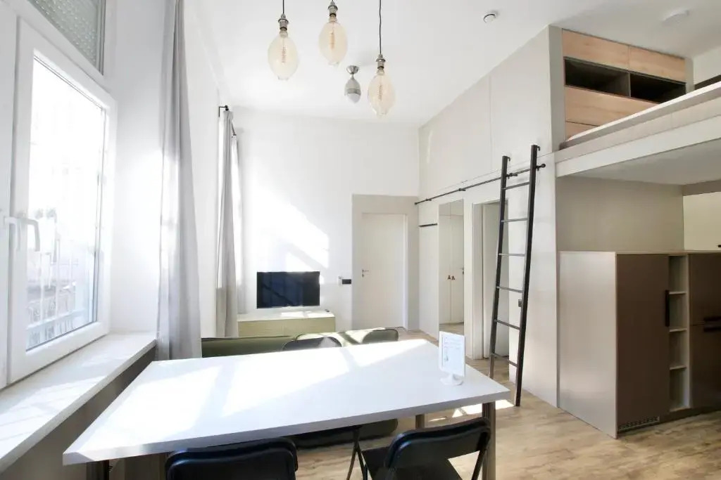 Standard Apartment by Hi5 - Gellért Spa Area
