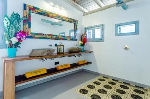 Villa Palacio and Yurt - 2 Pools - Hot Tub - Fantastic Sea Views
