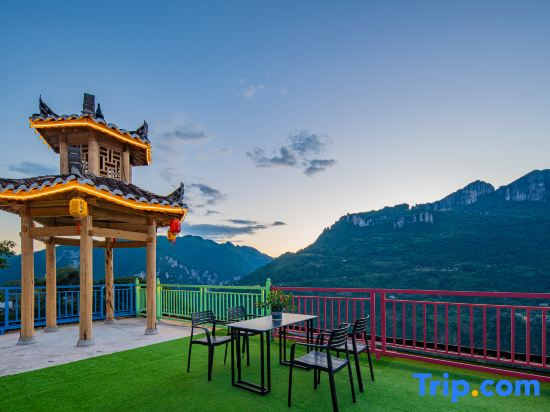 Enshi Qianyuyiqianyi Hotel