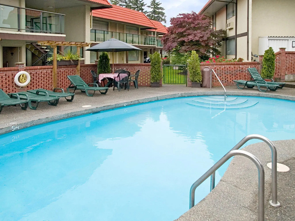 Best Western PLUS Burnaby Hotel